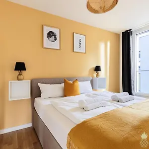 https://new-pineapple-apartments-dresden-altstadt-iii.dresdenhotels.net