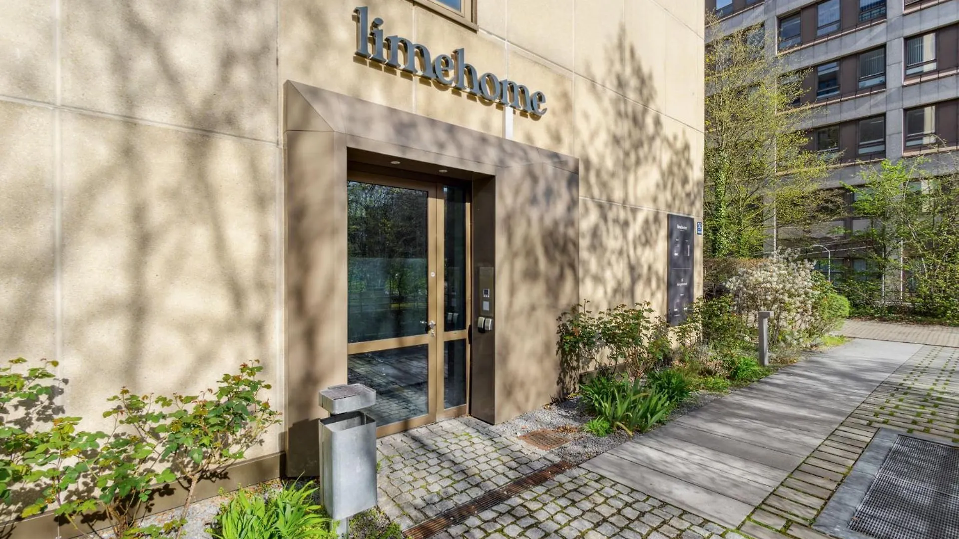 Limehome Munich Fritz-Erler Str Aparthotel