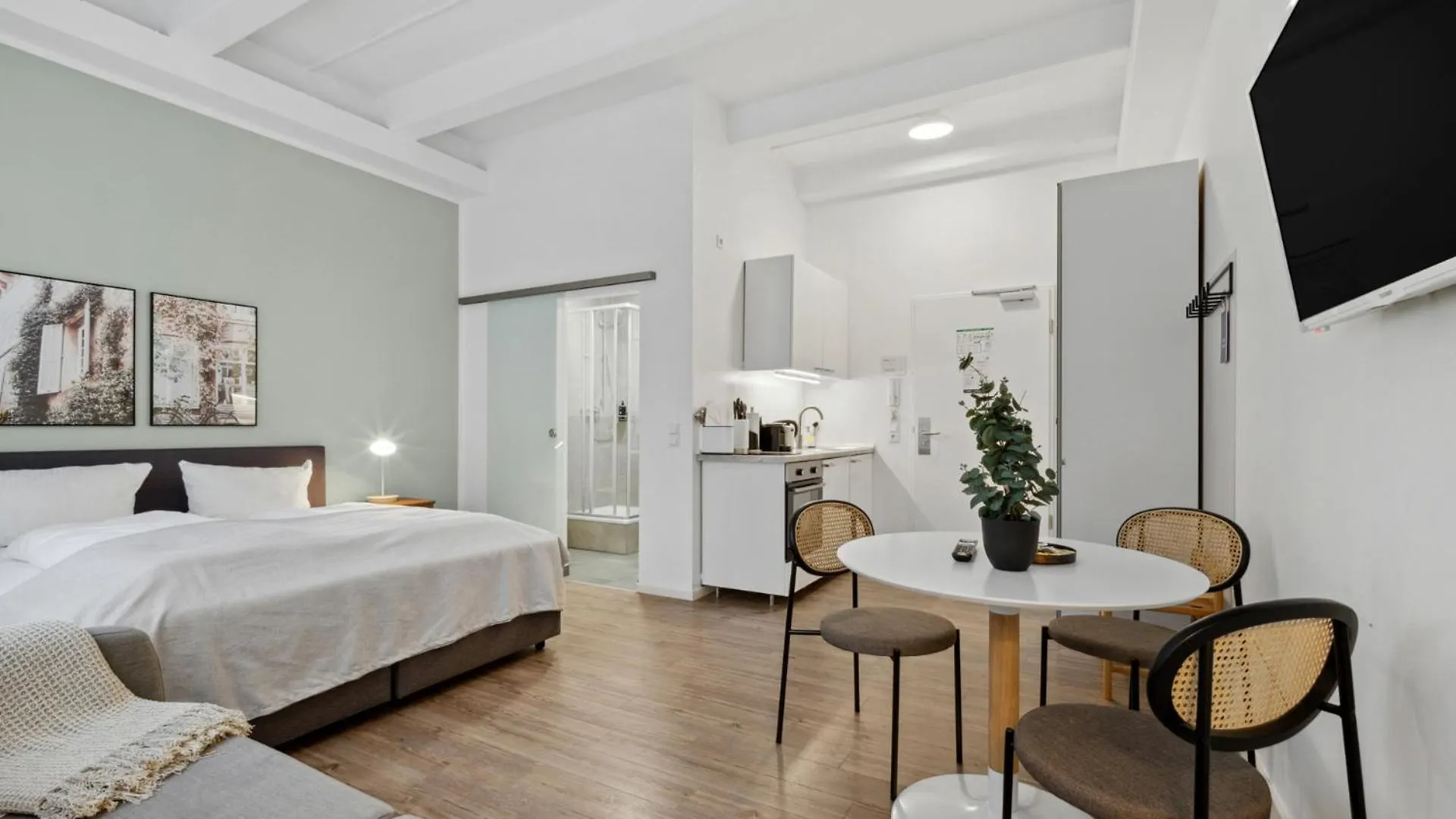 Aparthotel Limehome Munich Fritz-Erler Str
